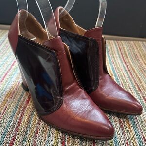 Fluevog EXCELLENT Elegant Conversations Danni burgundy/brown heeled loafer 7/7.5
